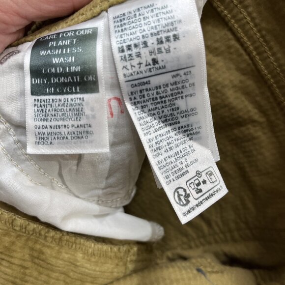 Levis Boyfriend Corduroy Pants Womens 29x30 Tan Mid Rise Relaxed Tapered Leg - Picture 9 of 12